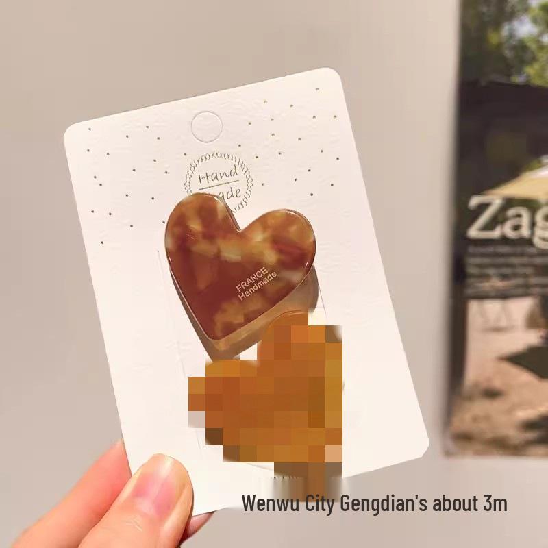 Retro Chic Heart Hair Clip: Cute, Simple, Versatile Side Clip