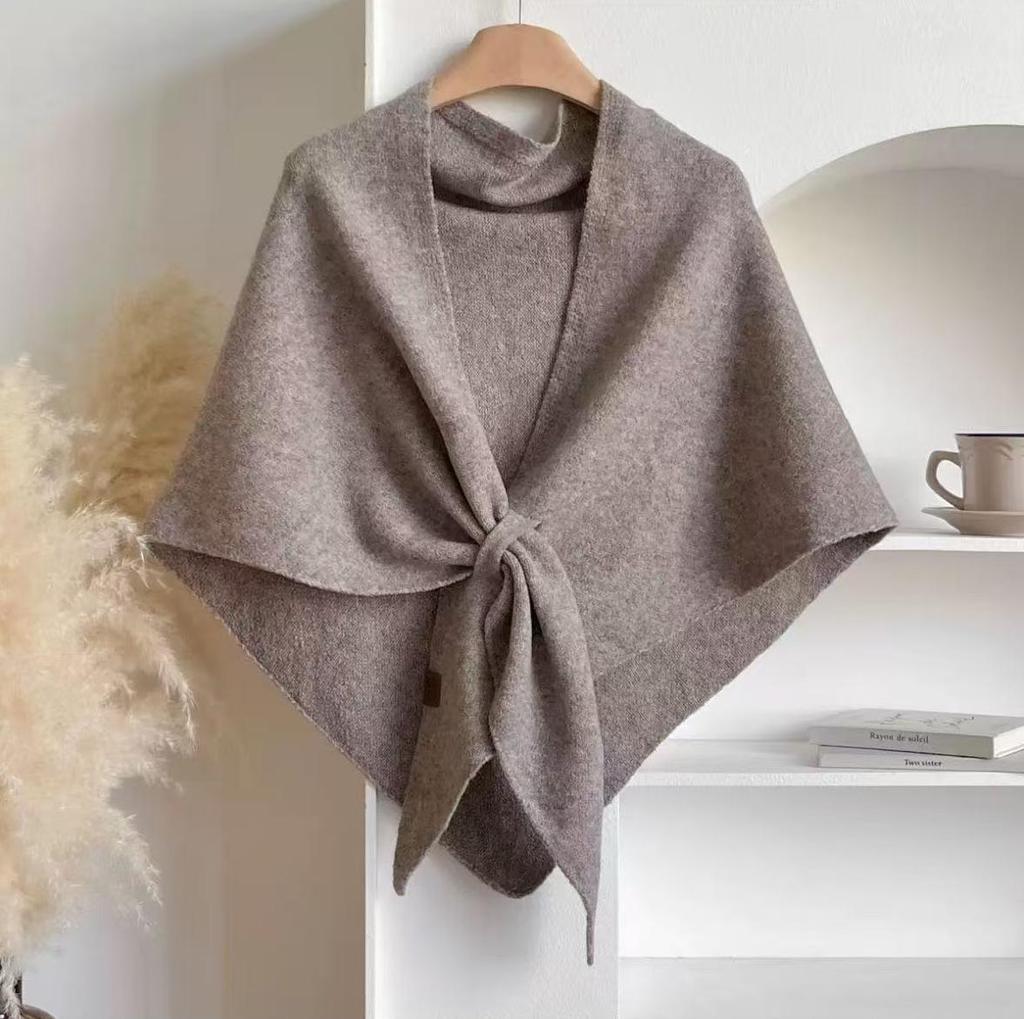 Women's Wool Knit Triangle Shawl Scarf - Autumn/Winter 2025 - Large Solid Color