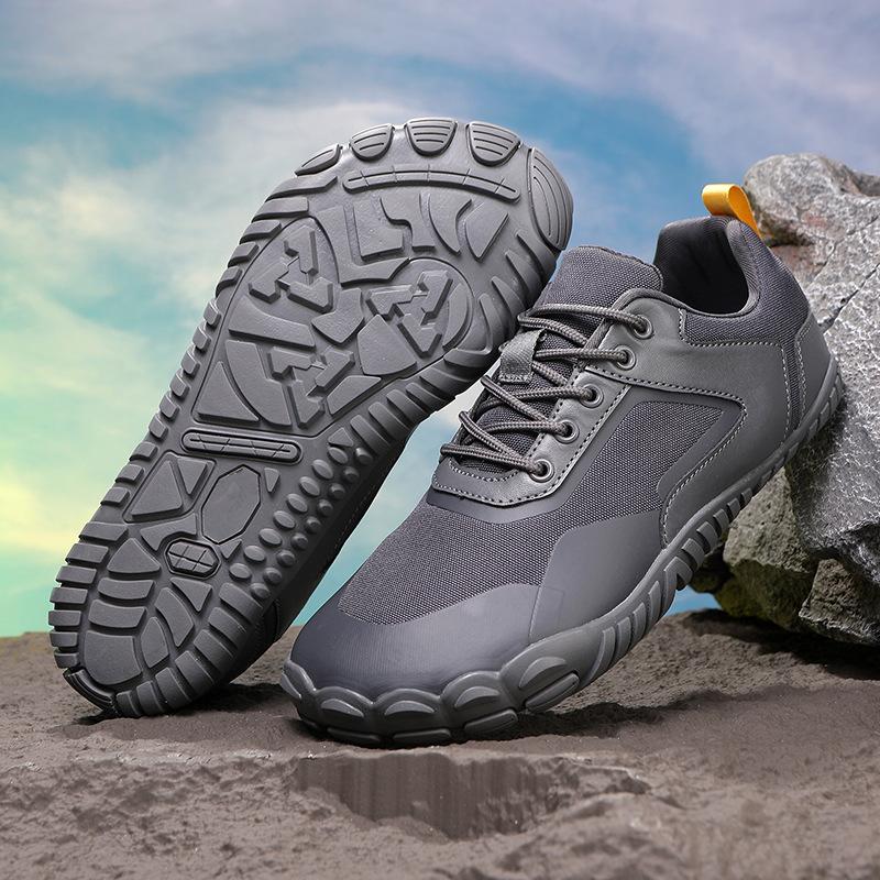 New Large Size Outdoor Five-finger Casual Hiking Shoes Non-slip Couple Fitness Sports Men's Shoes