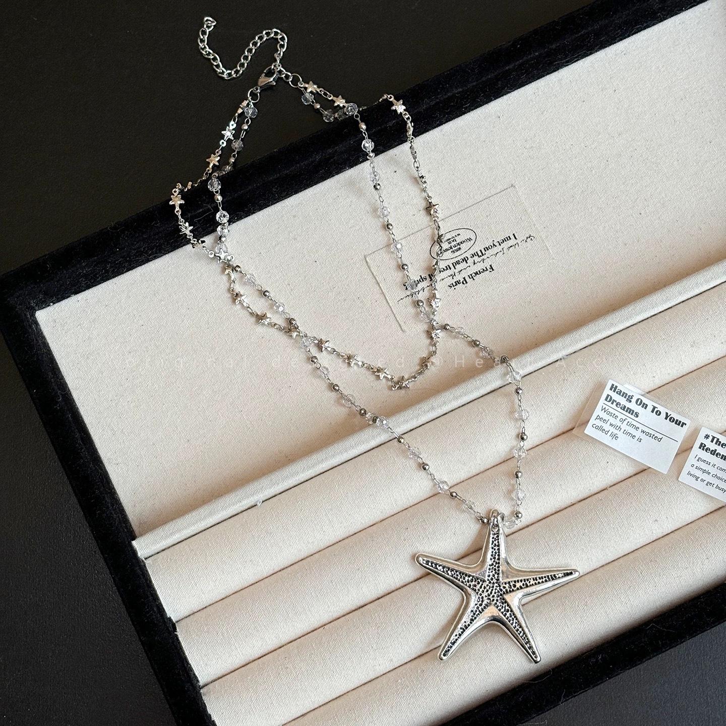 Female Niche Long Sweater with Double Layered Starfish Bead Necklace
