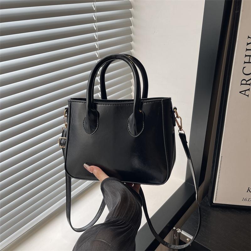 Simple Pu Leather Shoulder Bags for Women Solid Color Vintage Ladies Crossbody Bag Versatile Female Handbags Small Tote Purse