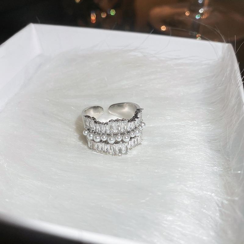 Vintage Palast Blumenring Diamantstil Leichter Luxus Premium Zeigefinger Schmuck