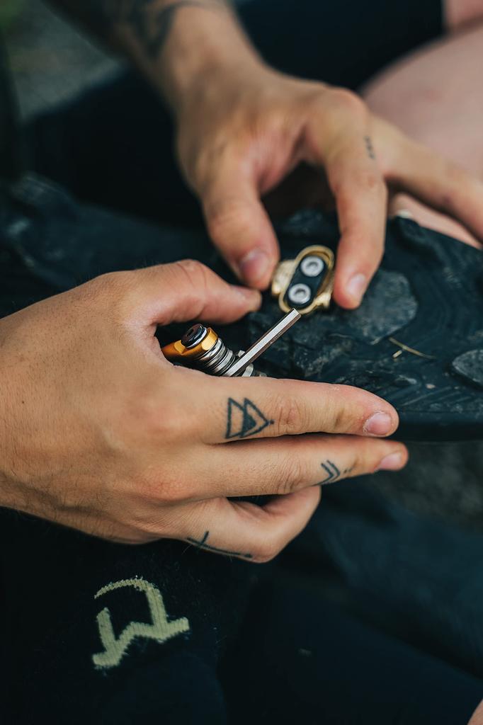 CRANK BROTHERS MULTI-10 Bicycle Portable Tool, 10 Functions, Black/Red, 89mm