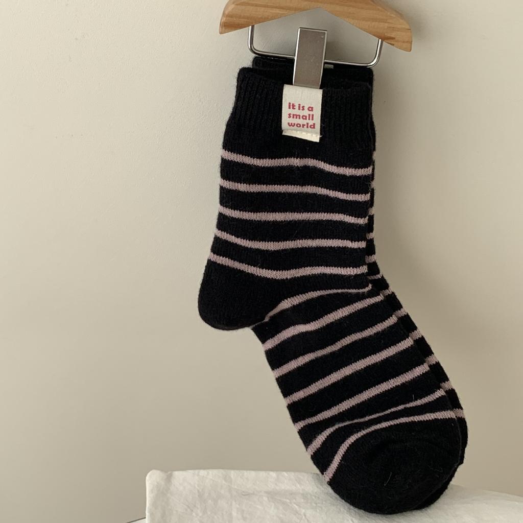 Winter New Products Thickened Cloth Label Color-Blocking Striped Warm Socks Thick Line Contrast Furry Women'S Socks