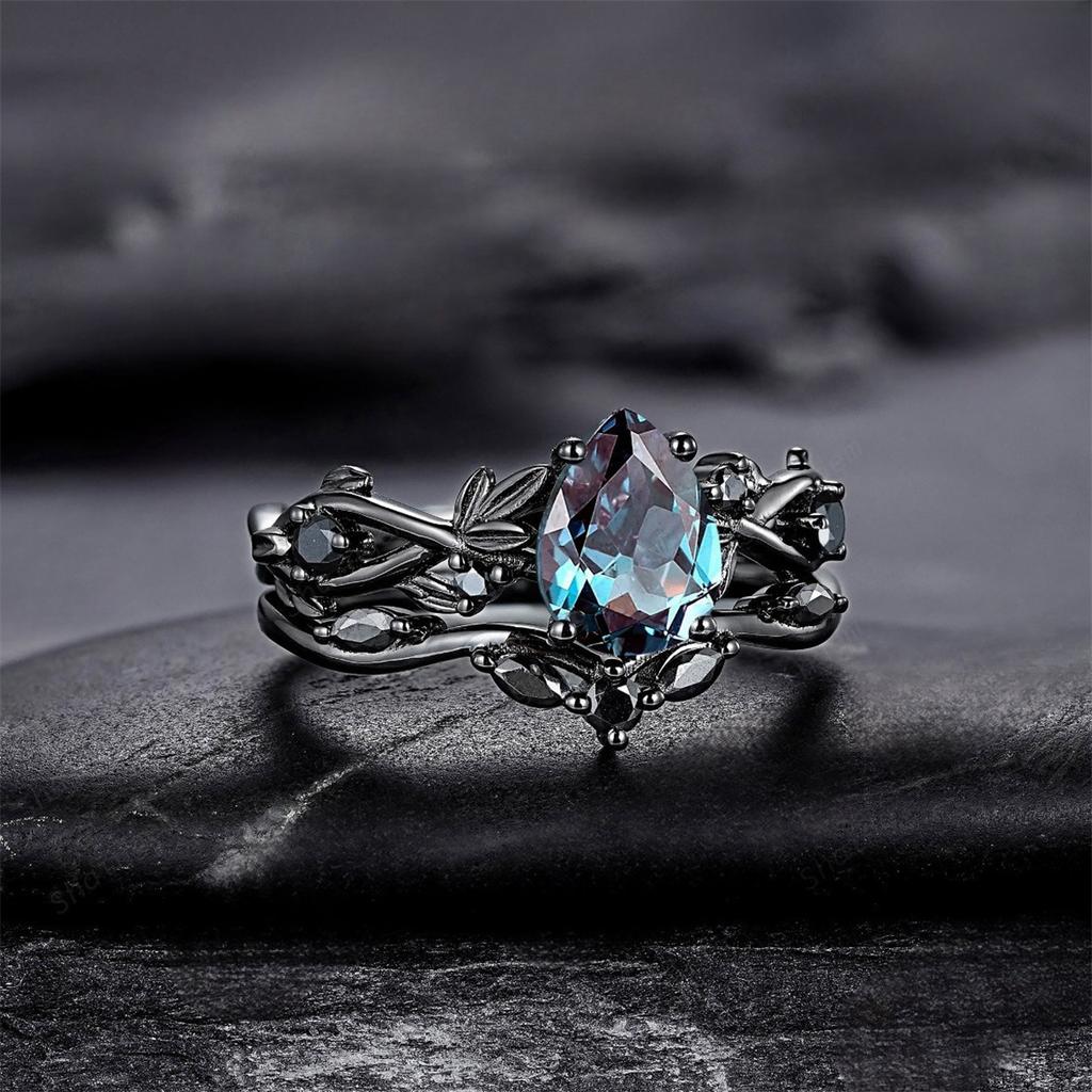 2Pcs/Set  Black Gold Color Rhinestone Zircon Rings For Women Full Crystal Rings Wedding Engagement Jewelry Gifts