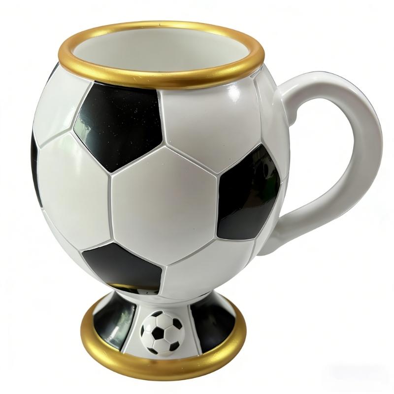 Einzigartige 3D-Fußballharz-Tasse mit hochwertigem Edelstahl-Innenleben für Heiß- und Kaltgetränke, Kaffee-Trinkbecher