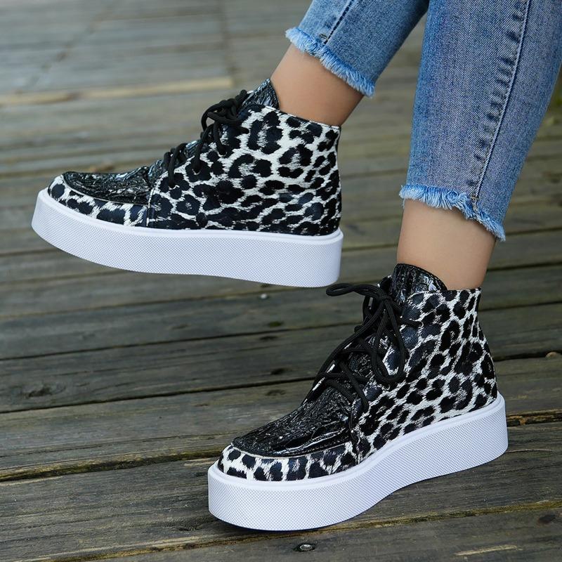 Large Size Spliced High Top Sports Shoes with Flat Heels and Leopard Print Casual Shoes