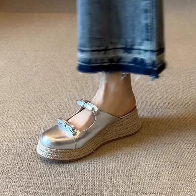 Soft Leather Version~ Thick-soled Straw Woven Bag Head Bow Sandals Women's Round Head Shallow Mouth Word with Muffin Low Half-drag Sandals