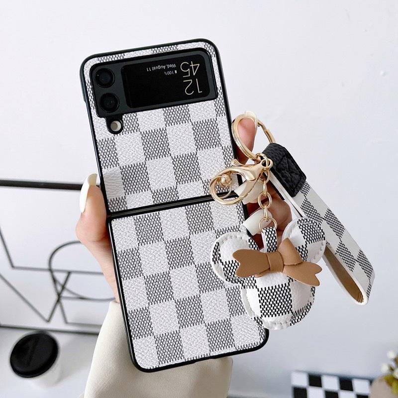 Chessboard Folding Screen Clamshell Mobile Phone Case For Samsung Zflip4 Bow Tie Mouse Pendant Portable Rope