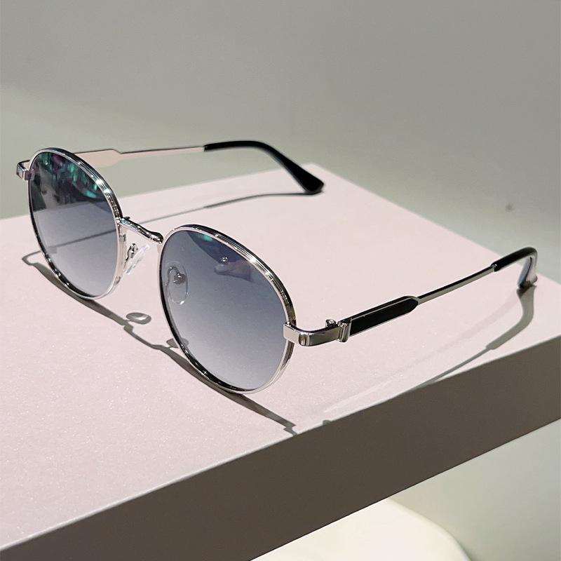 Steampunk Round Polarized Sunglasses Women For Men Vintage Punk Metal Outdoor Driving Luxury Brand Designer Sun Glasses Uv400