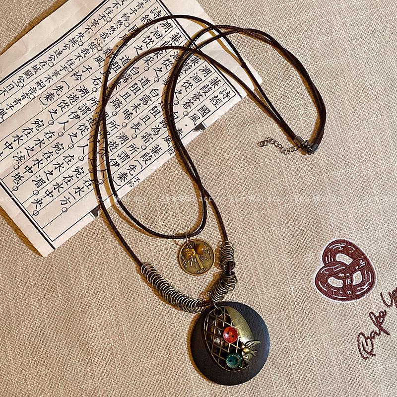 Chinese Zen Butterfly Necklace - Elegant Retro Clavicle Chain for Women, Versatile High-End Ethnic Style Accessory