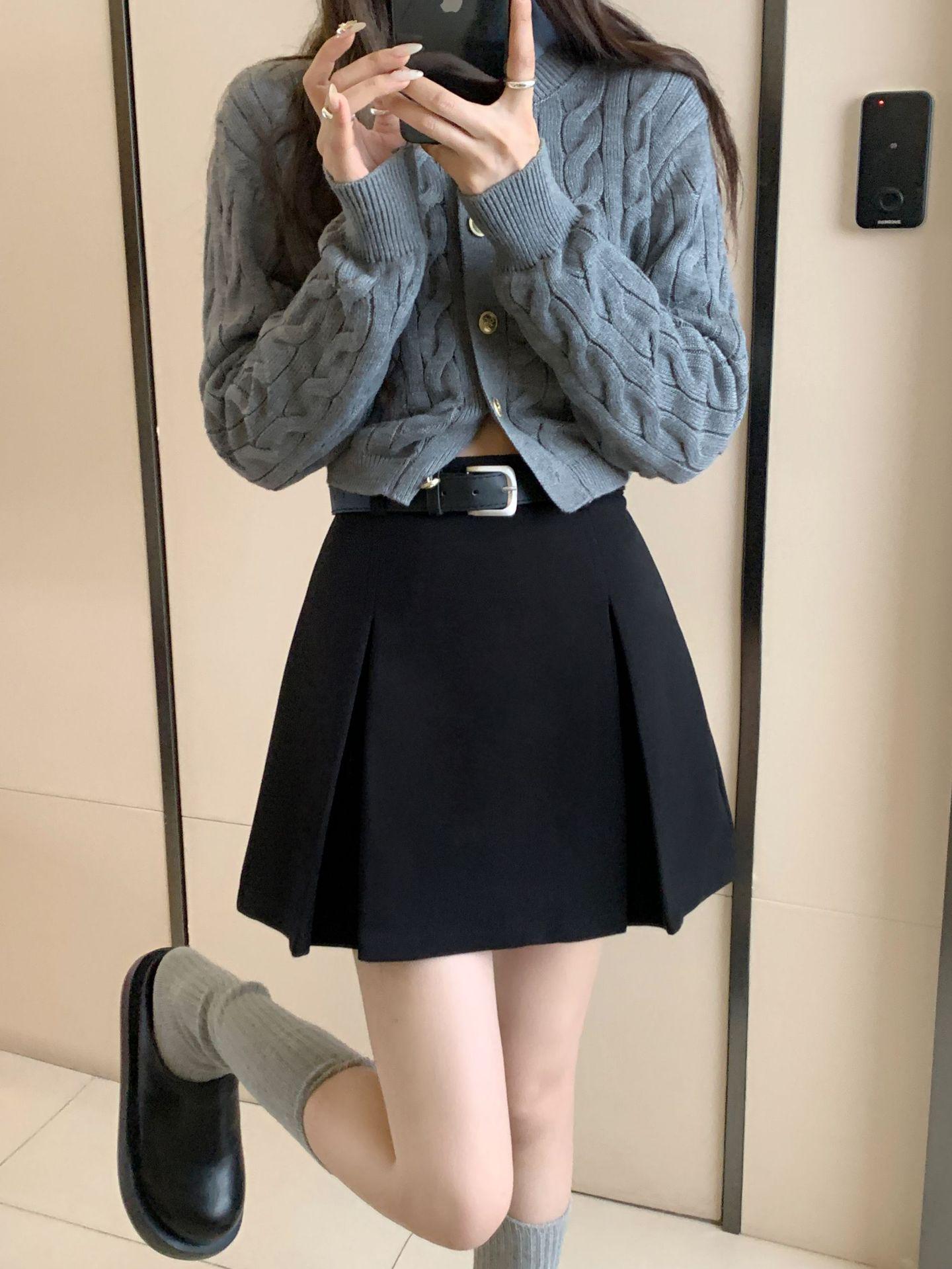 

Women s Woolen High-Waist Pleated Mini Skirt - Autumn/Winter 2025 A-line Plus Size Bodycon Anti-Exposure 4XL