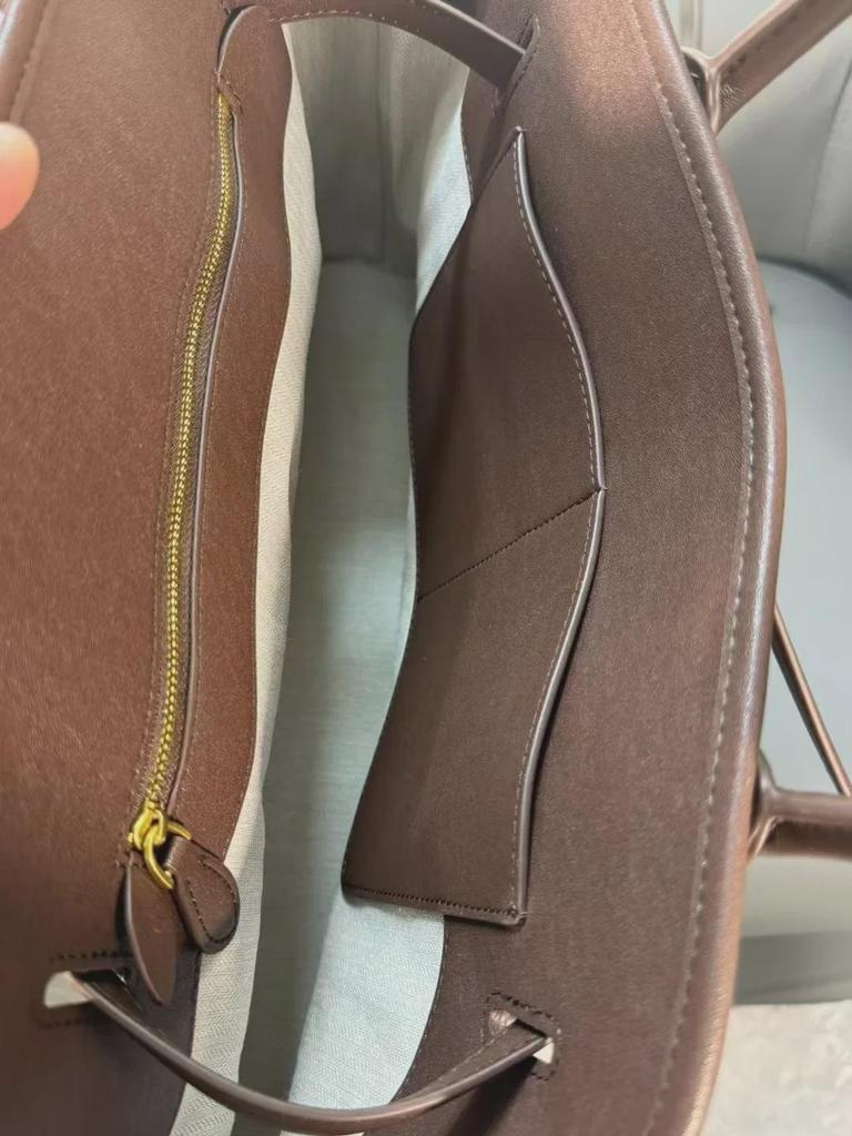 Vintage Genuine Leather Cowhide Tote - Large Capacity Handbag for Women