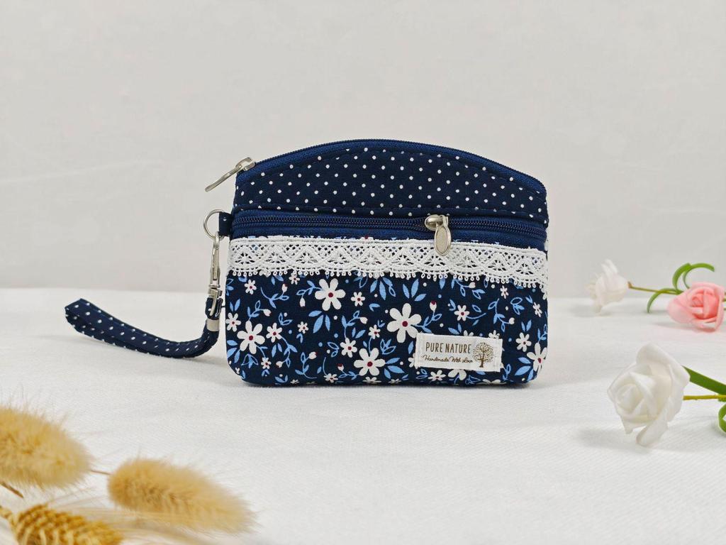 Pastoral Lace Cotton Women's Double-Zip Coin Purse & Key Holder