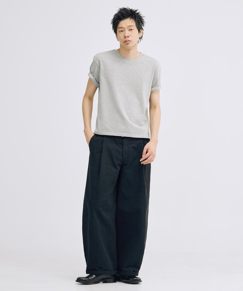 TAKEASY One-Pleat Barrel Fit Cotton Pants (Black)