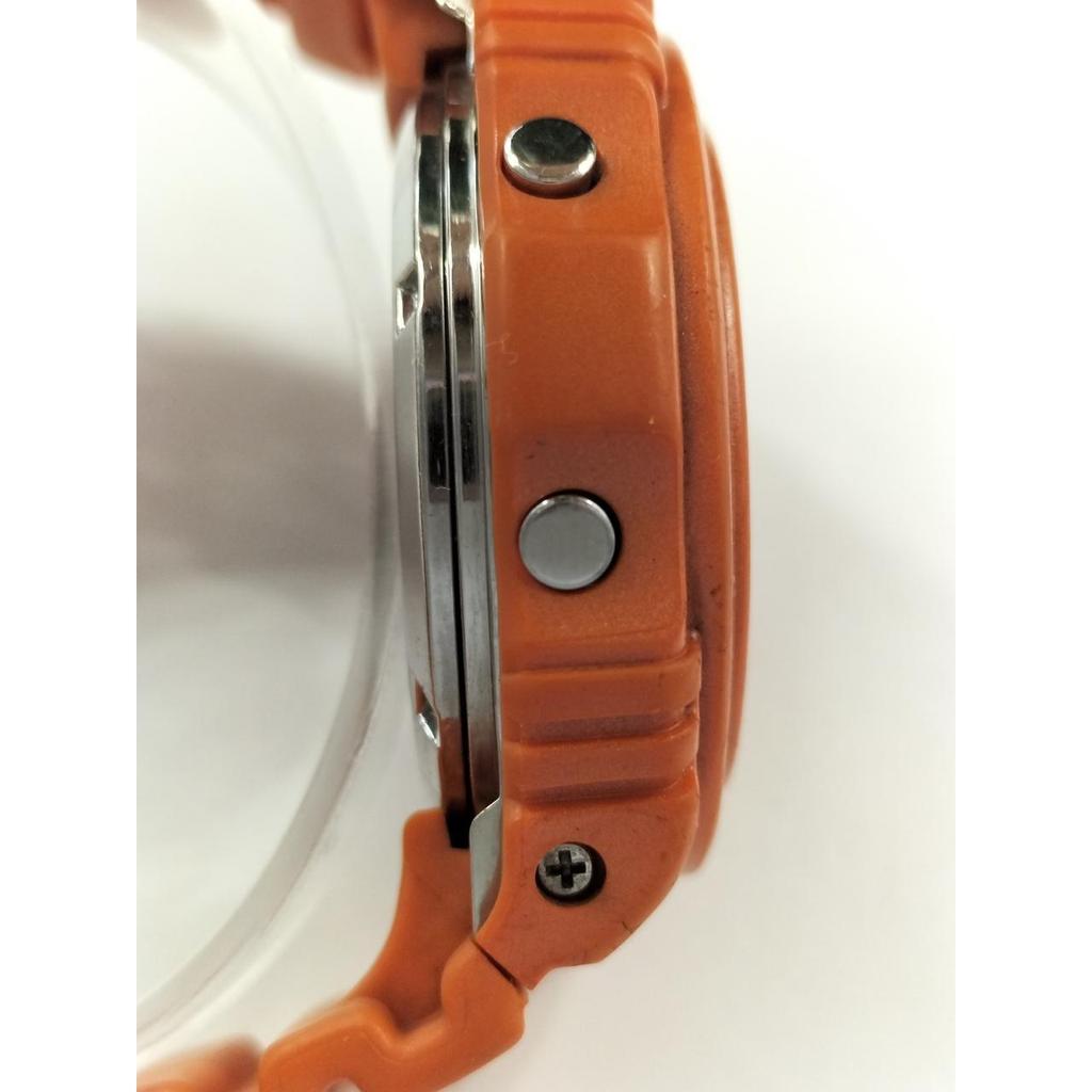 Used CASIO DW-5700BE G-SHOCK