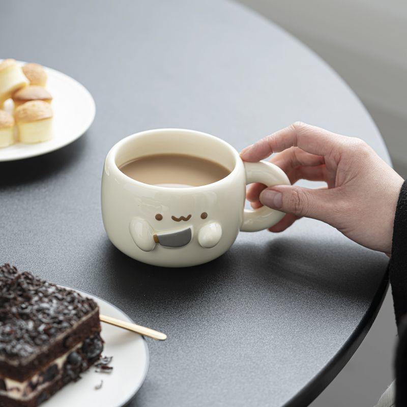 Kreative Cartoon Keramiktasse mit Prägung Niedliche Haushalts-Frühstückstasse für Milch und Kaffee