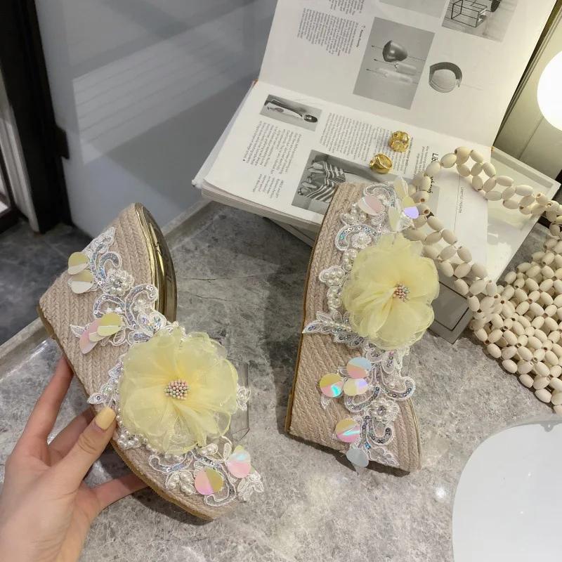 Fashion New Summer Flower Decoration Platform Wedges Sandals Women Fashion Silver High Heels Female Summer Gold Shoes Size 34-40