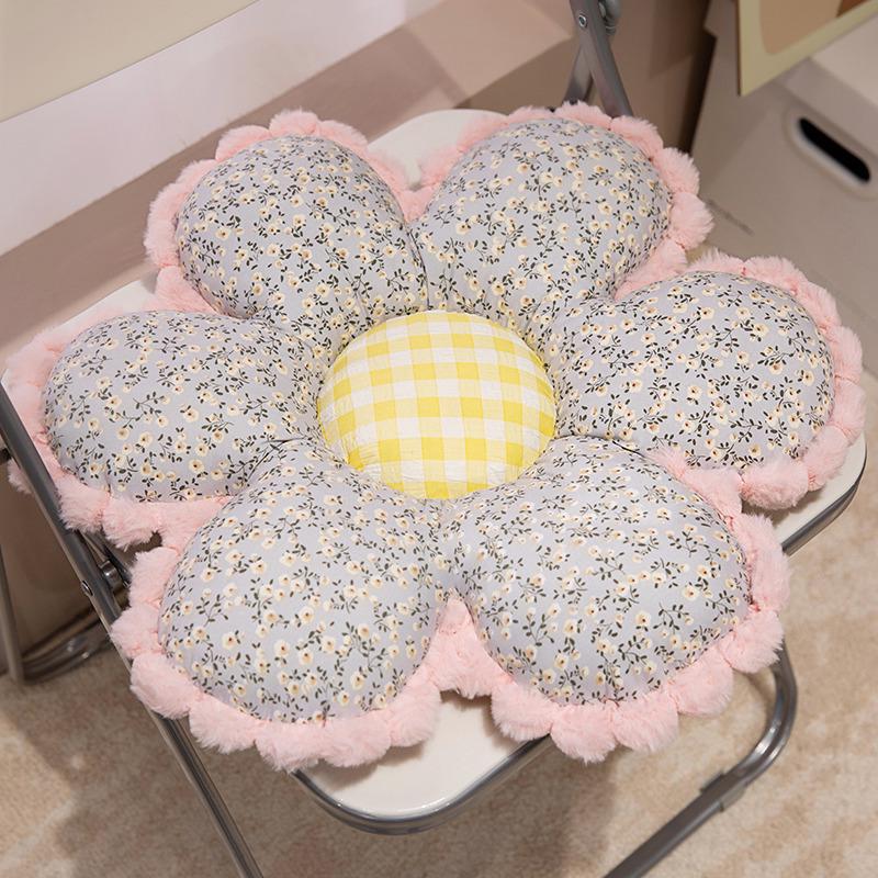 

Flower Plush Lumbar Support Cushion for Office, Bedroom, and Dormitory Floral Cushion: 50cm