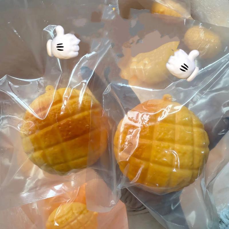 1Pcs Moldable Bounce Squeeze Ball Food-Shaped Stress Ball Pineapple Bun Toy Asmr Sensory Anti Stress Fidget Toys