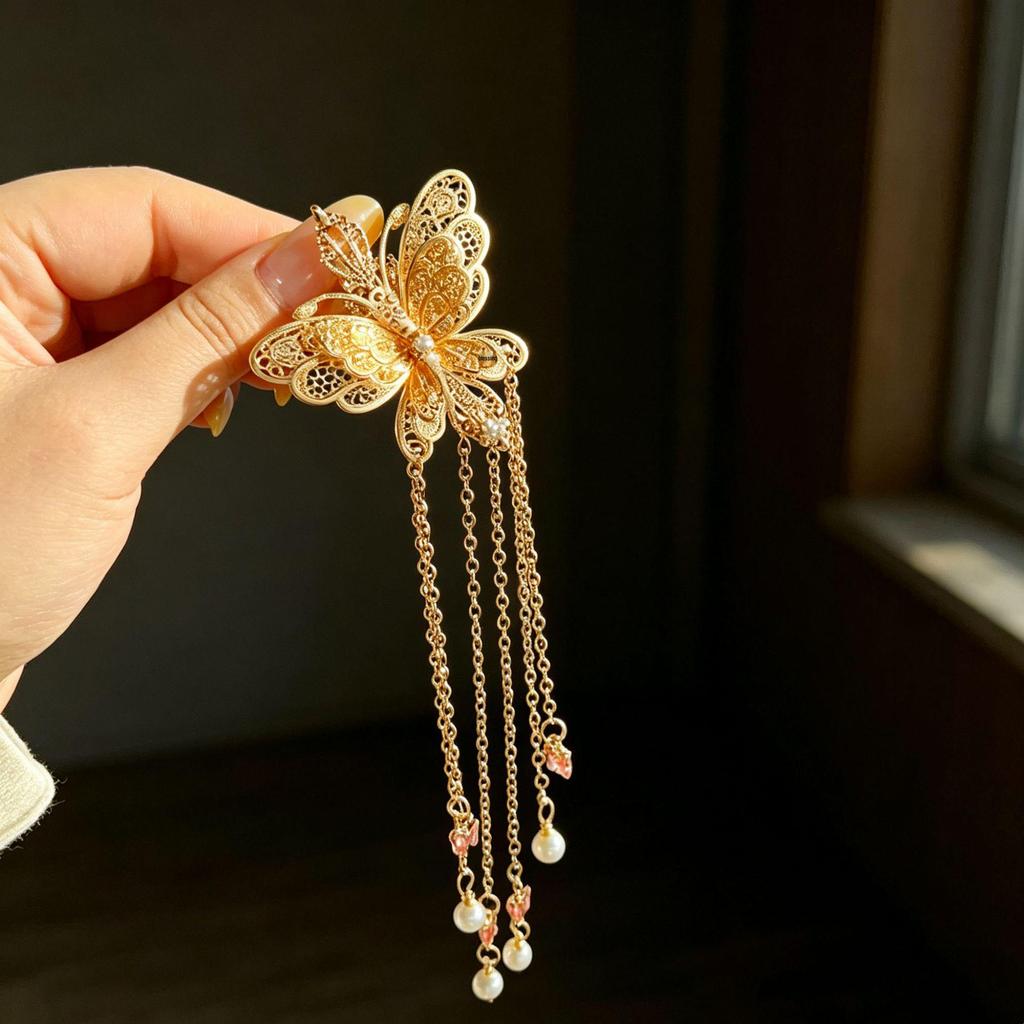 Exquisite High-End Butterfly Tassel Women's Hair Clip - Side Accessory for Bangs