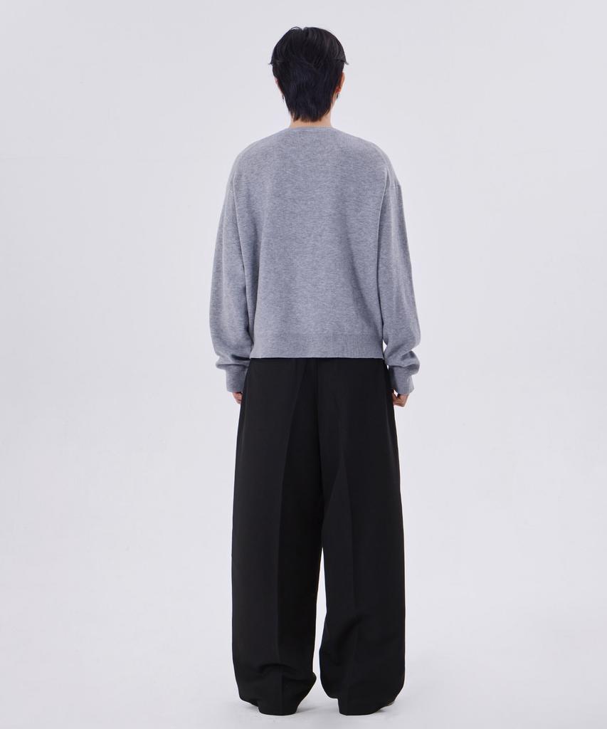 GLW Minimal V-Neck Crop Knit Gray