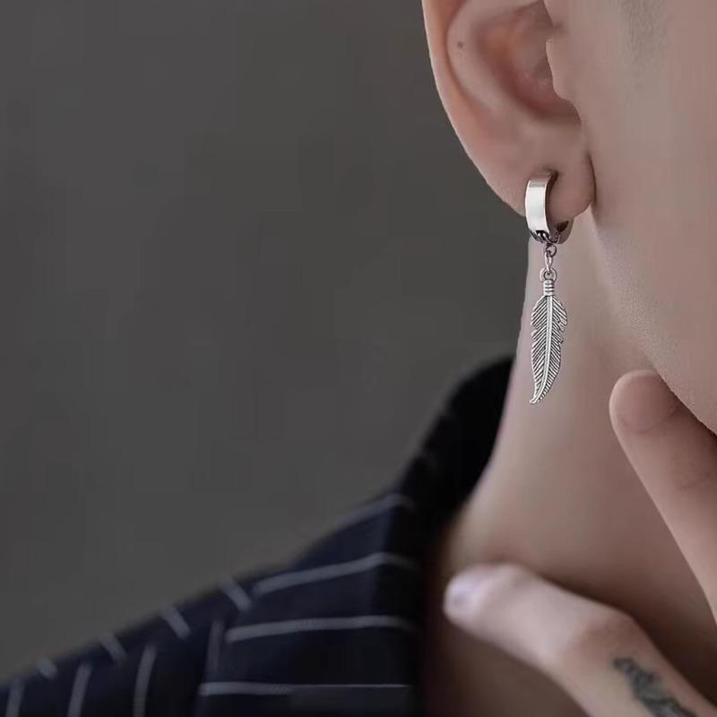 Feather Pendant Ear Clip - High-end Non-ear-hole Earrings for Men, Rugged and Cool Ear Bar Clasp