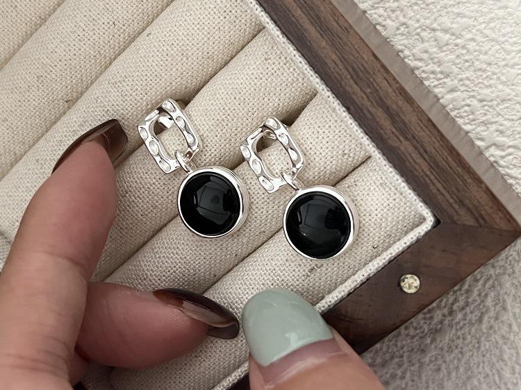 Dongdaemun S925 Sterling Silver Black Agate Lava Retro Stud Earrings