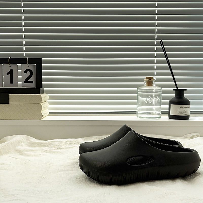 New Men's Slippers Household Waterproof One-pedal Baotou Drag Beach Non-slip Outdoor Stepping On Shit Feeling Light and Cool Slippers