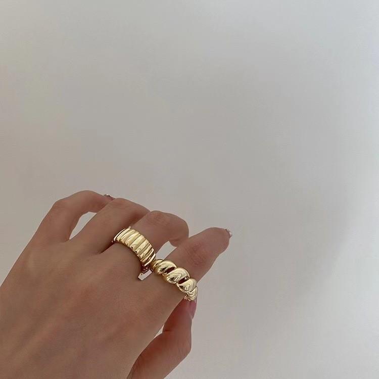 Korean Fashionable Style Gold Plated Twisted Open Ring With Adjustable Fit Women For