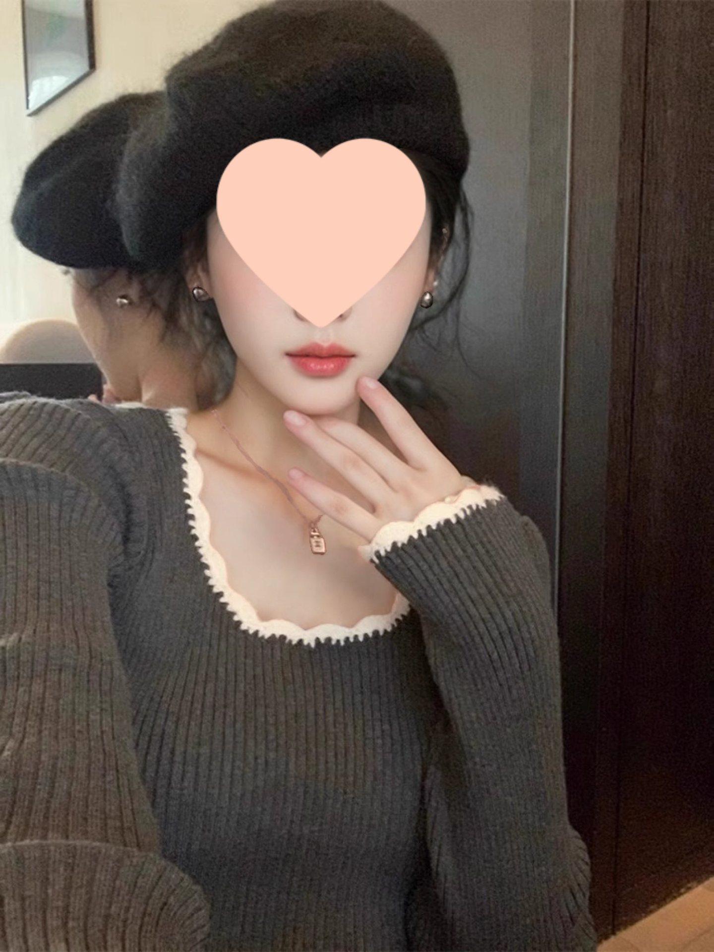 

Women s Slim Fit Retro Knitted Pullover – Low Round Neck Sweater for Autumn/Winter