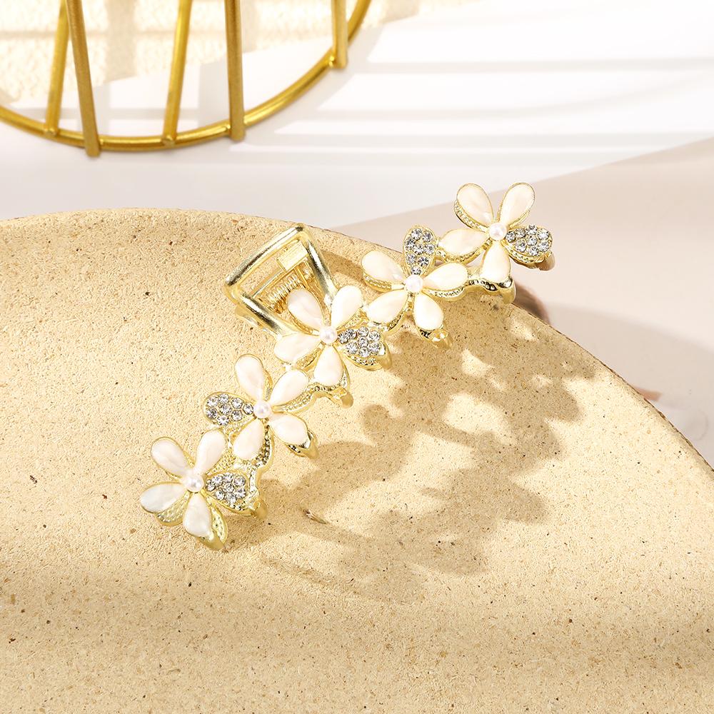 AWAYTR Rhinestone Metal Hair Claw Crab Clip For Women Girls Shiny Barrette Hairpin Crystal Pearl Hair Accessories Jewelry Gift