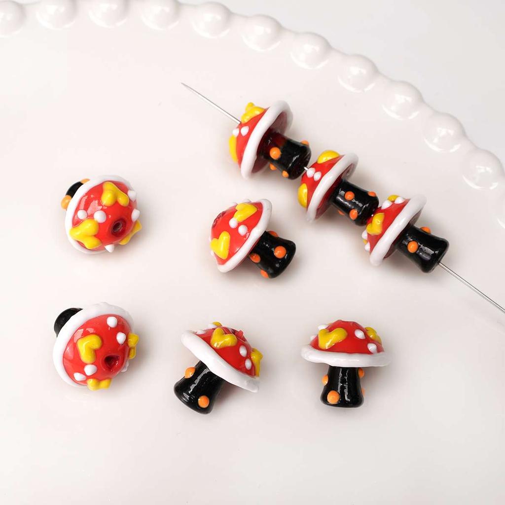 1 pezzo [17x16mm] Perline a forma di fungo in Vetro Colorato Dipinte a Mano Perline Fungo Tridimensionali Accessori Fai da Te per Gioielli Fatti a Mano
