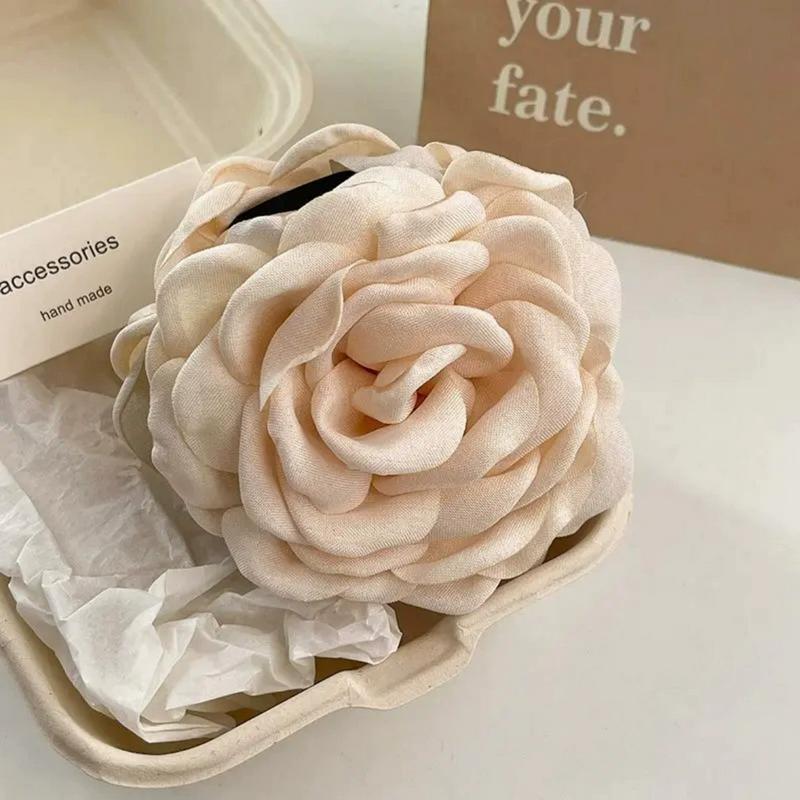 

Женская Мода роза Цветок Заколки для Волос девушки Сладкий Цветок заколка для волос курорт пляж зажим-акула леди черная заколка для волос Зажим-акула