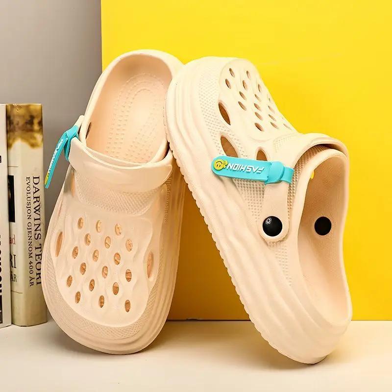 Fashion Platform Male Slipper Hole Sabot Slides Soft Beach Casual 2025 Style Fun Adult High Quality Fashion Designer Luxury Men's Shoe