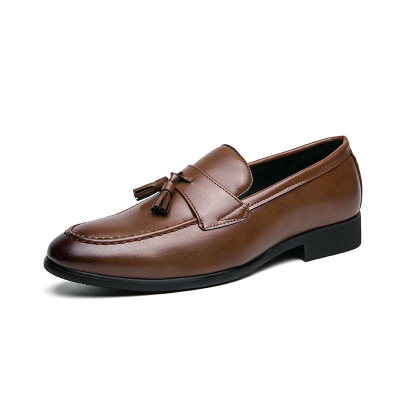 Spring and Autumn Men's British Casual Pointed Leather Shoes Platform Lazy One Foot Doudou Shoes Tassel Loafers Men's Shoes