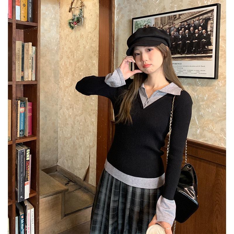 Neues kontrastfarbenes Strick-Unterhemd im Fake-Zweiteiler-Look für Damen im Frühling, Polokragen, Trompetenärmel, eleganter Pullover-Top