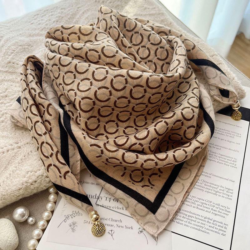 Spring & Autumn Silk Scarf: High-End Korean Style, Magnetic Buckle, Neck Protection, Versatile Temperament, Women's Square Scarf