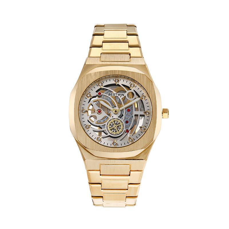 Modische Skelett-Uhr für Herren Schmetterlingsschließe Herrenuhr Durchsichtiger Boden Quarzuhr