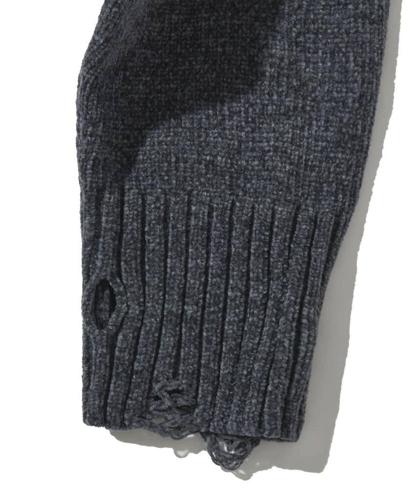 FILLUMINATE (W) Damaged Velvet Crop Knit - Charcoal