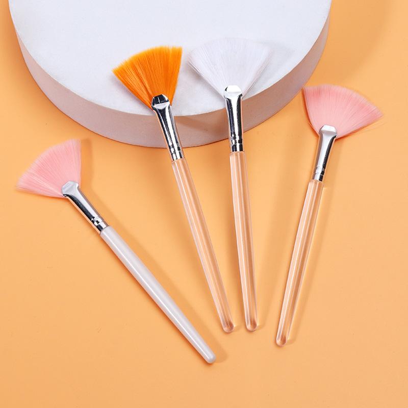 DIY Fan Brush Facial Mask Brush Soft Portable Makeup Brush Face Applicator Practical Beauty Make Up Tool For Women And Girls