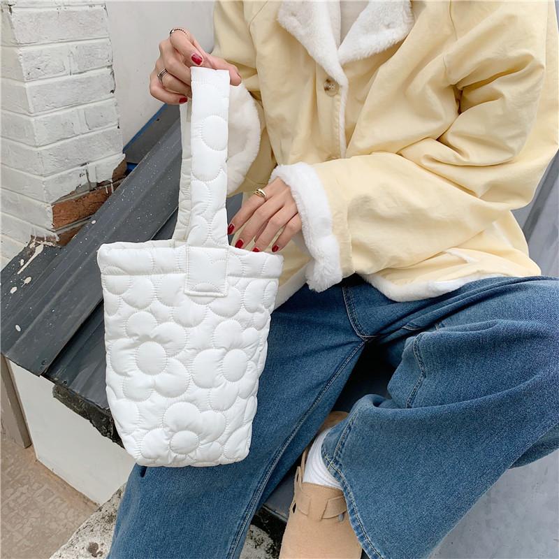 

Charming Floral Quilted Bucket Bag For Women With Soft Handle Pastel Colors белый
