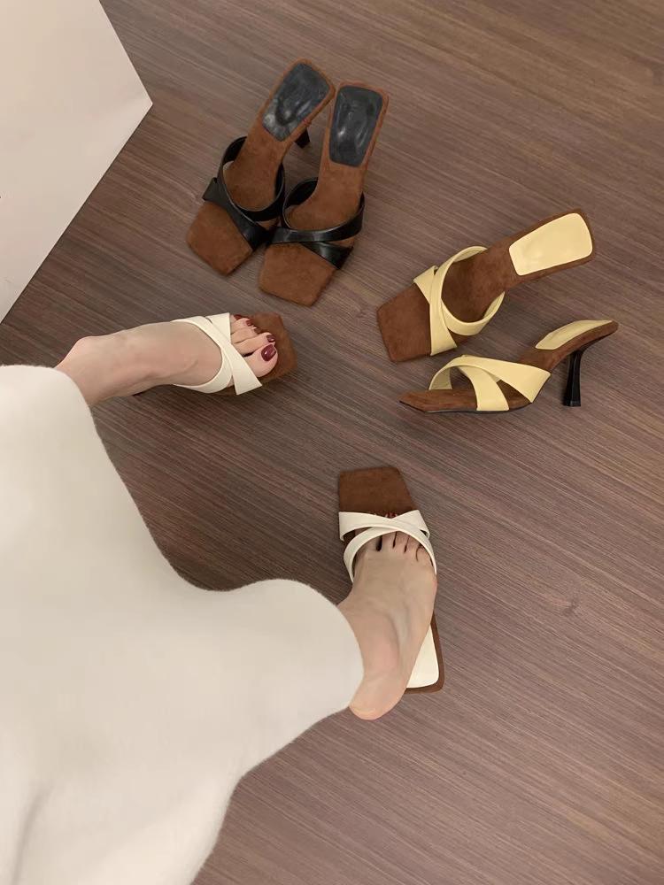 

Версия из овчины~ Французские ретро туфли-стилеты на высоком каблуке женские головные кресты с босоножками с открытым носком нишевый темперамент крутые шлепанцы 40 белый