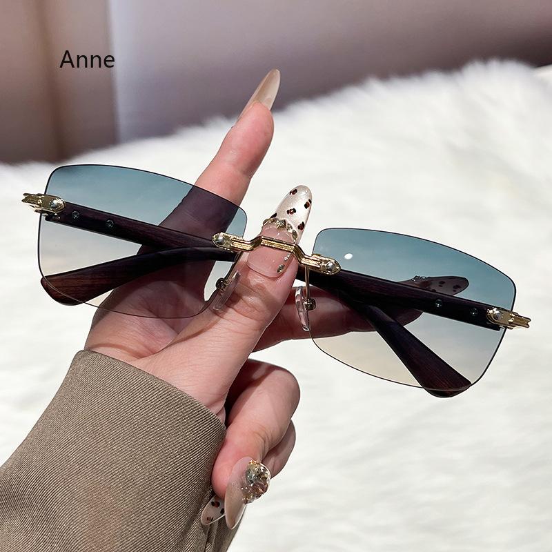 Rectangle Rimless Sunglasses For Women Designer Fashion Wooden Square Sun Glasses Trendy Outdoor Travel Summer Accessory Eyewear