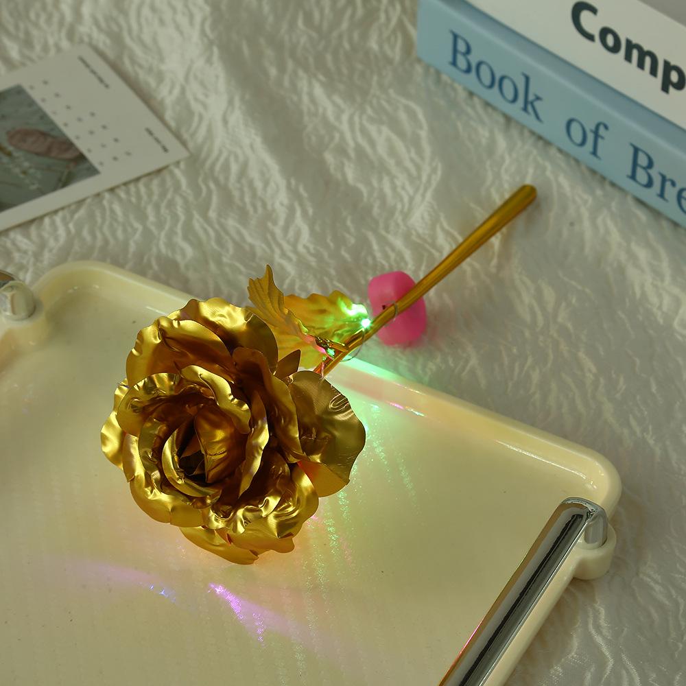 Valentine's Day Gold Foil Heart Rose Lamp - Creative Ornamental Gift