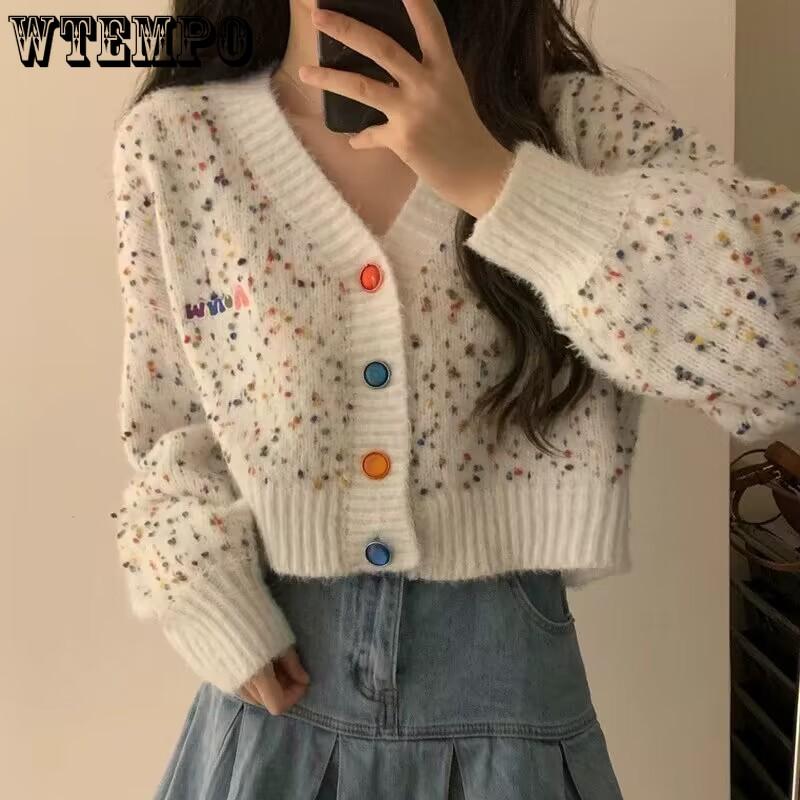 Dámský krátký svetr Vyšívaný pletený kardigan Jarní a podzimní Korejská edice Měkký lepkavý krátký svetr