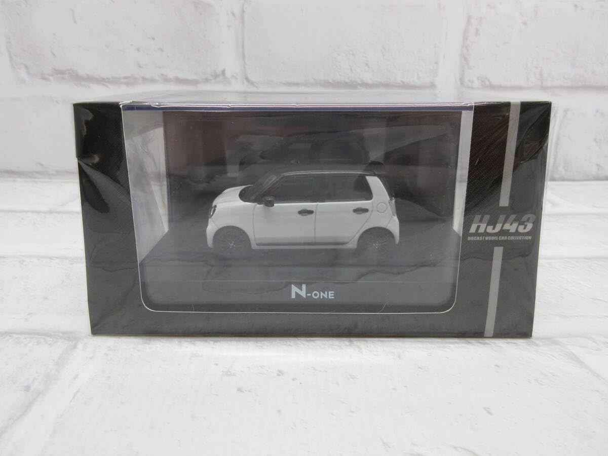 

scale RS minicar in white pearl color 1/43 N-ONE (dealer model)