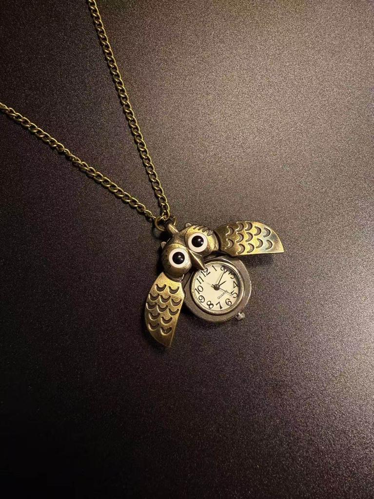 Retro Trendy Decorative Pendant Owl Watch Pocket Watch Necklace Bronze Openable Quartz Pendant For Daily Wear By Adults