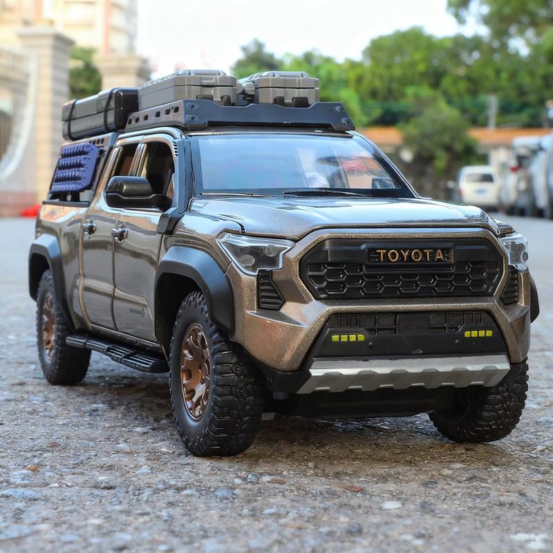 HCMF2 Travel Version 1/24 TOYOTA Tacoma Pickup Alloy Car Model Diecast Metal Off-Road Vehicles Car Model Sound and Light Kids Toy Gift