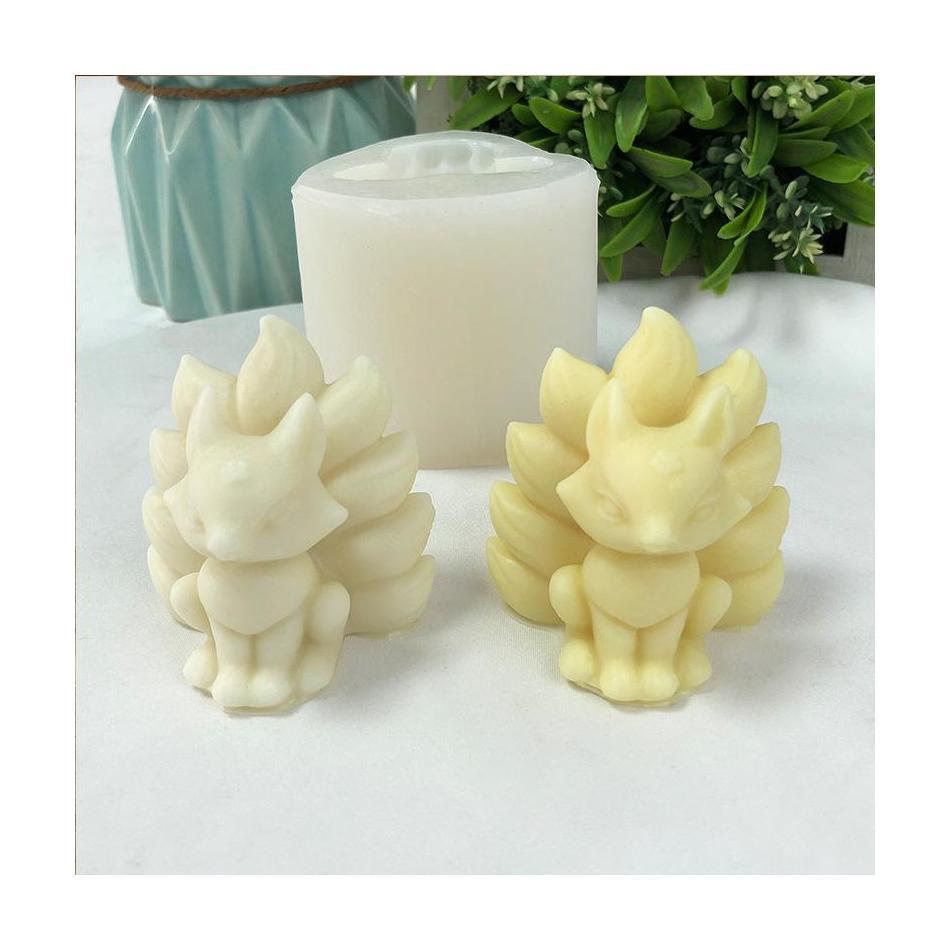 1 PcsFoxes Candle Silicone Mold Handmade Desktop Decoration Gypsum Epoxy Resin Aromatherapy Candle Silicone Mould